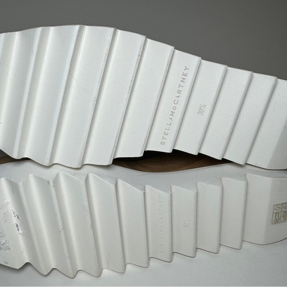 NEW… Stella McCartney Elyse- snake embossed size 9.5 - Picture 4 of 4